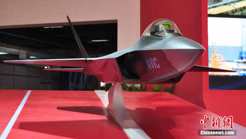 4代機模型亮相珠海航展 4代機模型亮相珠海航展