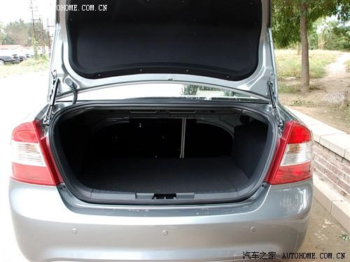 汽車之家 長(zhǎng)安福特 福克斯 1.8 at時(shí)尚型