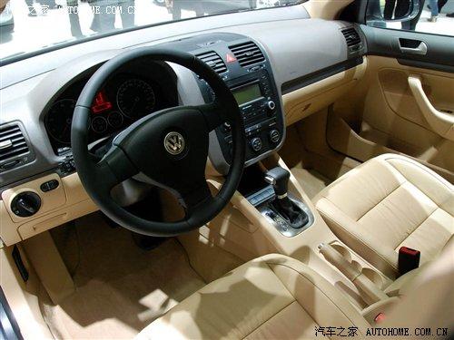 ���v1.4T����7������ ȫ�����2.0L܇�� ��܇֮��