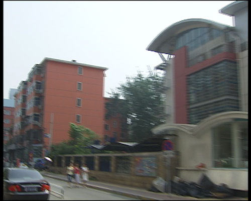 �D3���A��Έ@21̖�ǣ����׺��Ƕ�����P���С��У�@�����Ǿ��x��С�����һ���Ƿ������@���Ƿ���Ȼ���ǌW�^��