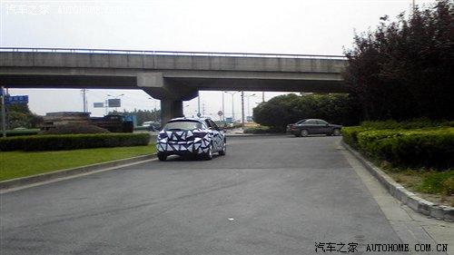 ����˹/��HRV�I(l��ng)� 5�����(n��i)1.6T܇��չ�� ��܇֮��