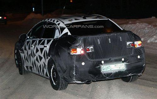 �e��Ʒ���I(l��ng)� ͨ������4��Q����܇(ch��)ǰհ ��܇(ch��)֮��