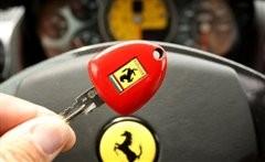 ����ײ���� �W��R8����������Scuderia