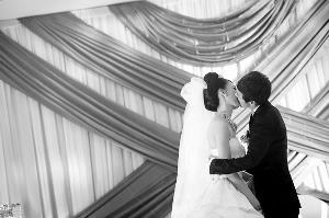 ���еĺ��A��Y�F���DƬ