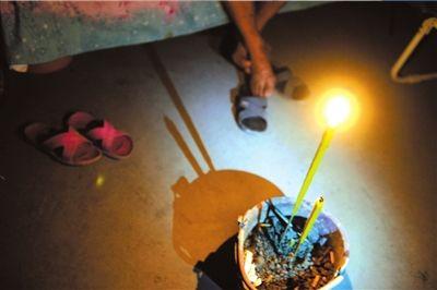 26�գ��Jɽ�h���T�l(xi��ng)¡�d����񏈵����ڎ������cȼ��T�����������ڵ����в������y�� ���A��l(f��) 