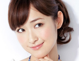 <strong>����ƪ��</strong>ֻ�ñ���a(ch��n)Ʒ�ǲ������ñ���ģ�߀Ҫÿ���a(b��)������ˮ�֡���(d��ng)Ƥ�w��(n��i)�ĺ�ˮ��������15%��20%�r(sh��)��Ƥ�w����͹⻬�����ۣ�����(d��ng)Ƥ�w��(n��i)����