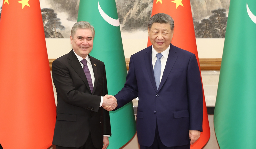 習(xí)近平會見土庫曼斯坦民族領(lǐng)袖、人民委員會主席別爾德穆哈梅多夫